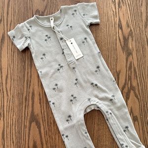 Quincy Mae size 6-12 months